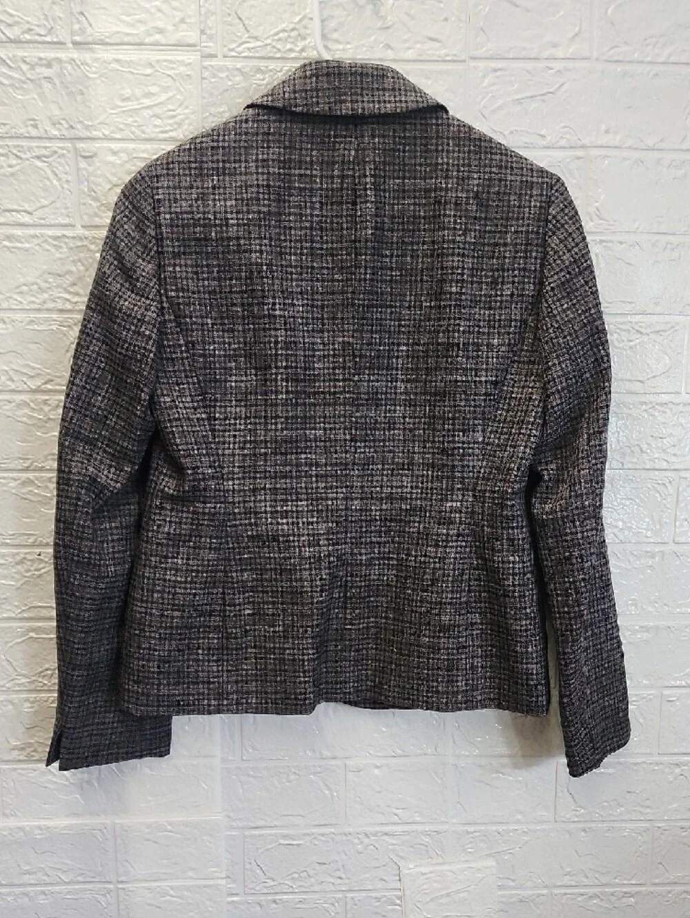 Le Suit Women's Plaid Two-Button Blazer - Brown/Gray - Picture 5 of 9